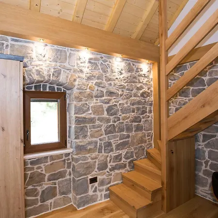 Stone House Orsulica * Tugare