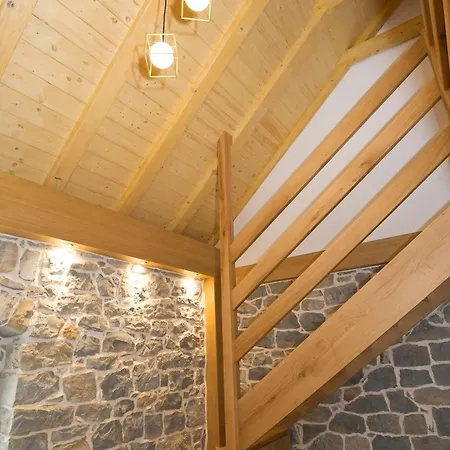 Stone House Orsulica Tugare