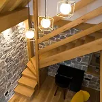 Stone House Orsulica 度假居 Tugare