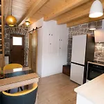 Stone House Orsulica Tugare