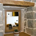 度假居 Stone House Orsulica *