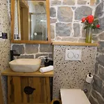 Stone House Orsulica *