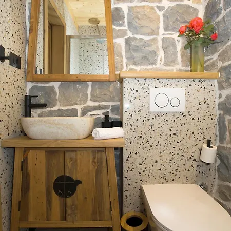 Stone House Orsulica *